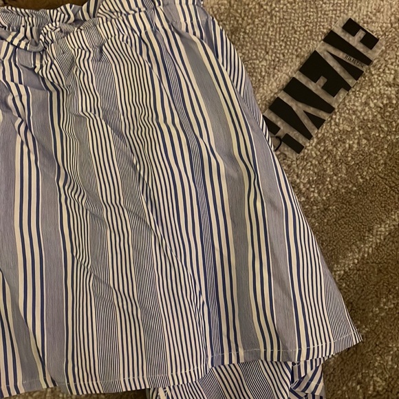 NWT Vestique blue and white stripe crop tank top - Picture 5 of 8